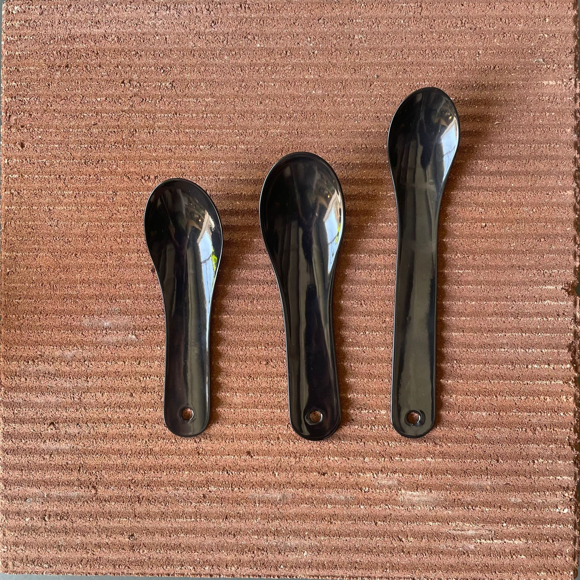 SARO Spoon in Black Enamelled
