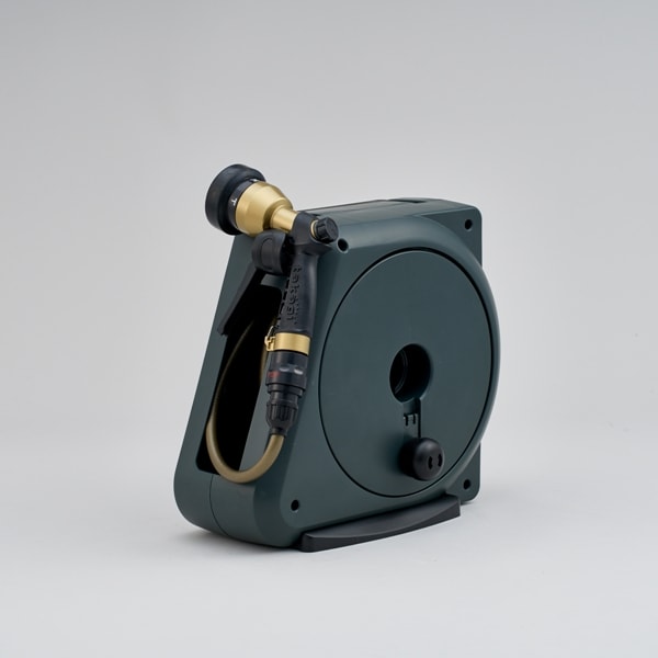 Compact Garden Reel II by Royal Gardener's Club