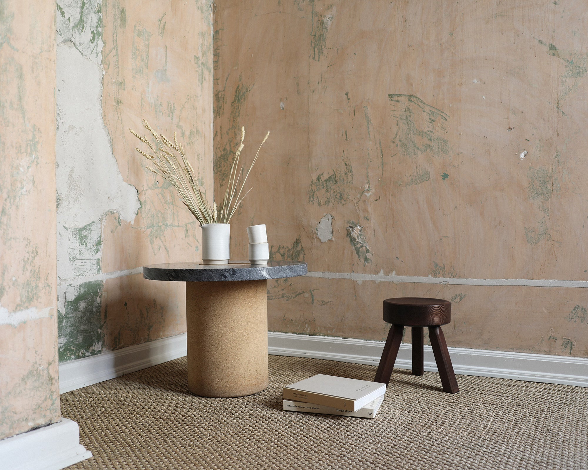PRE-ORDER I AML Stool | Dark by FRAMA