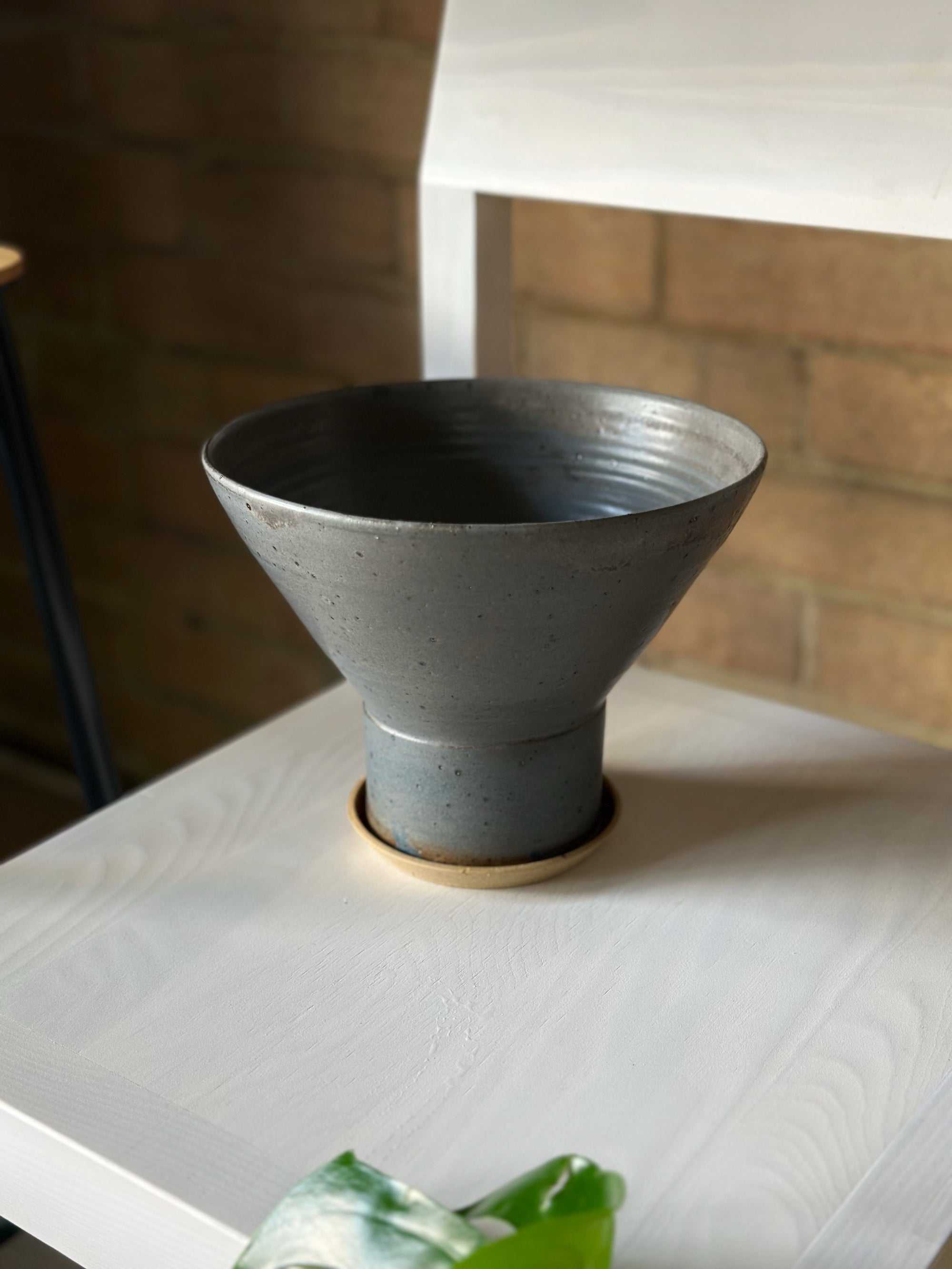 Bulb Planter in Midnight by Leaf & Thread