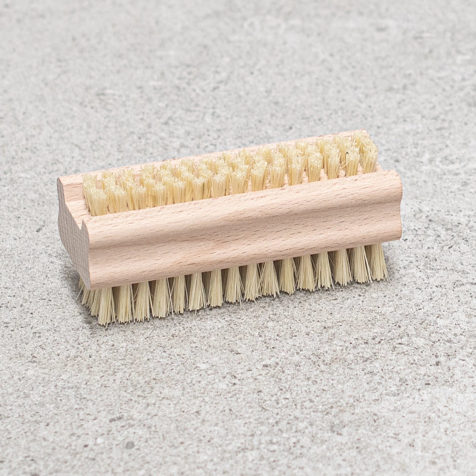 Simple Nail Brush