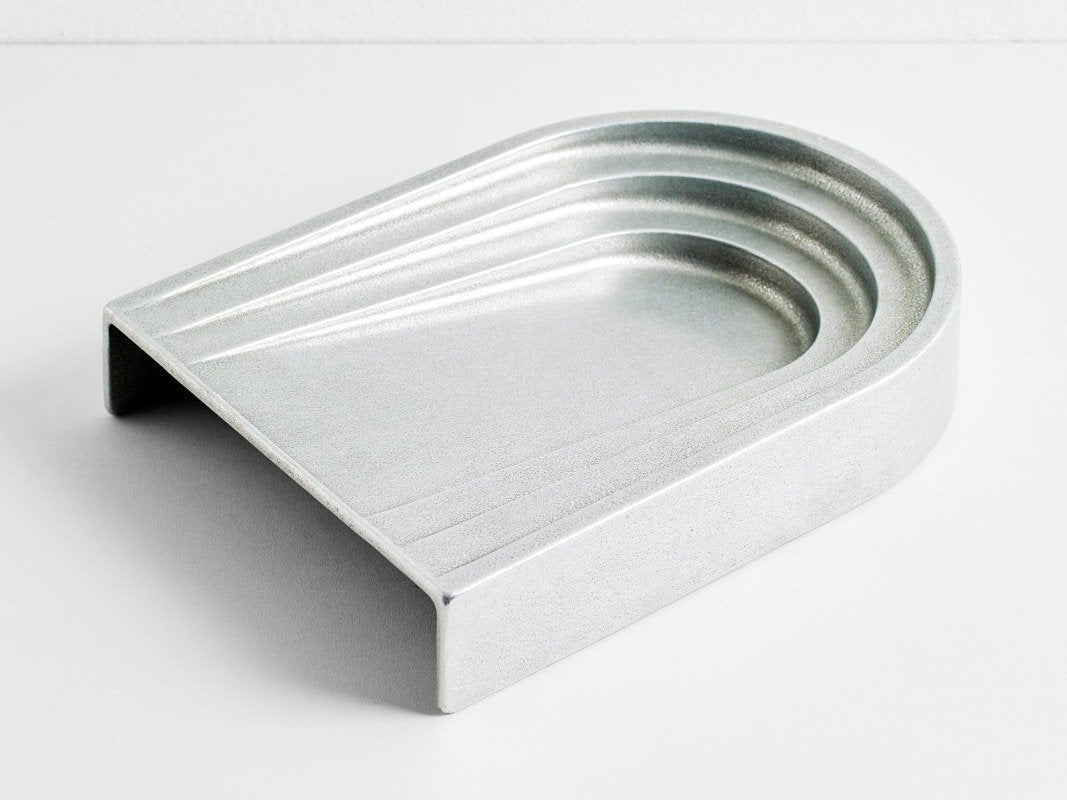 Thoronet Dish Aluminium by Henry Wilson - THE PLANT SOCIETY ONLINE OUTPOST