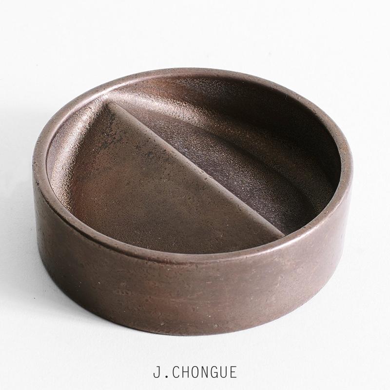 Vide Pouche Rond Blackened Bronze by Henry Wilson - THE PLANT SOCIETY ONLINE OUTPOST