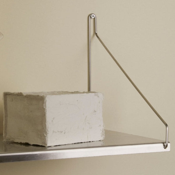 FRAMA_StainlessSteelShelves_W8