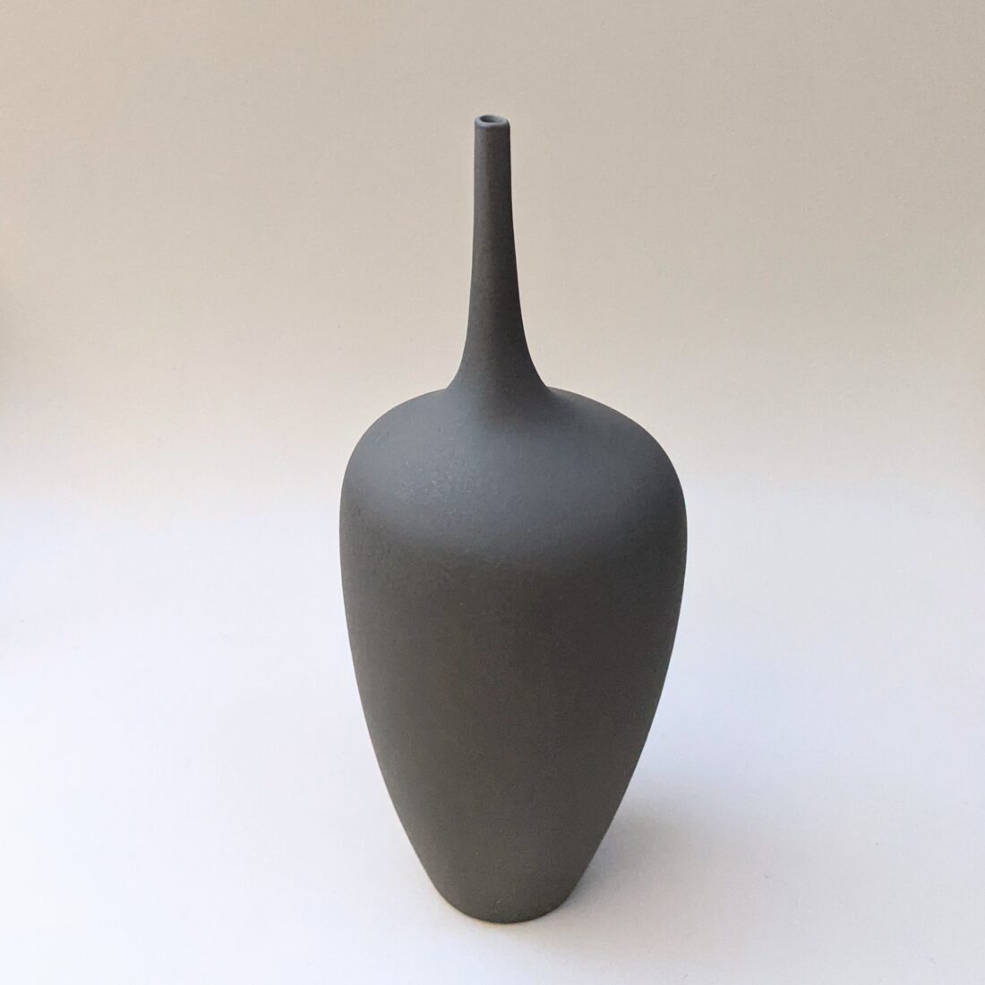 Buzz Vase by Buzzby &amp; Fang