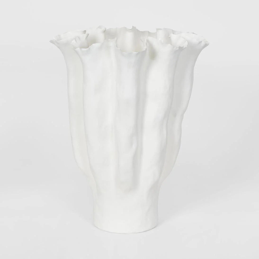 Large Axel Vase in White