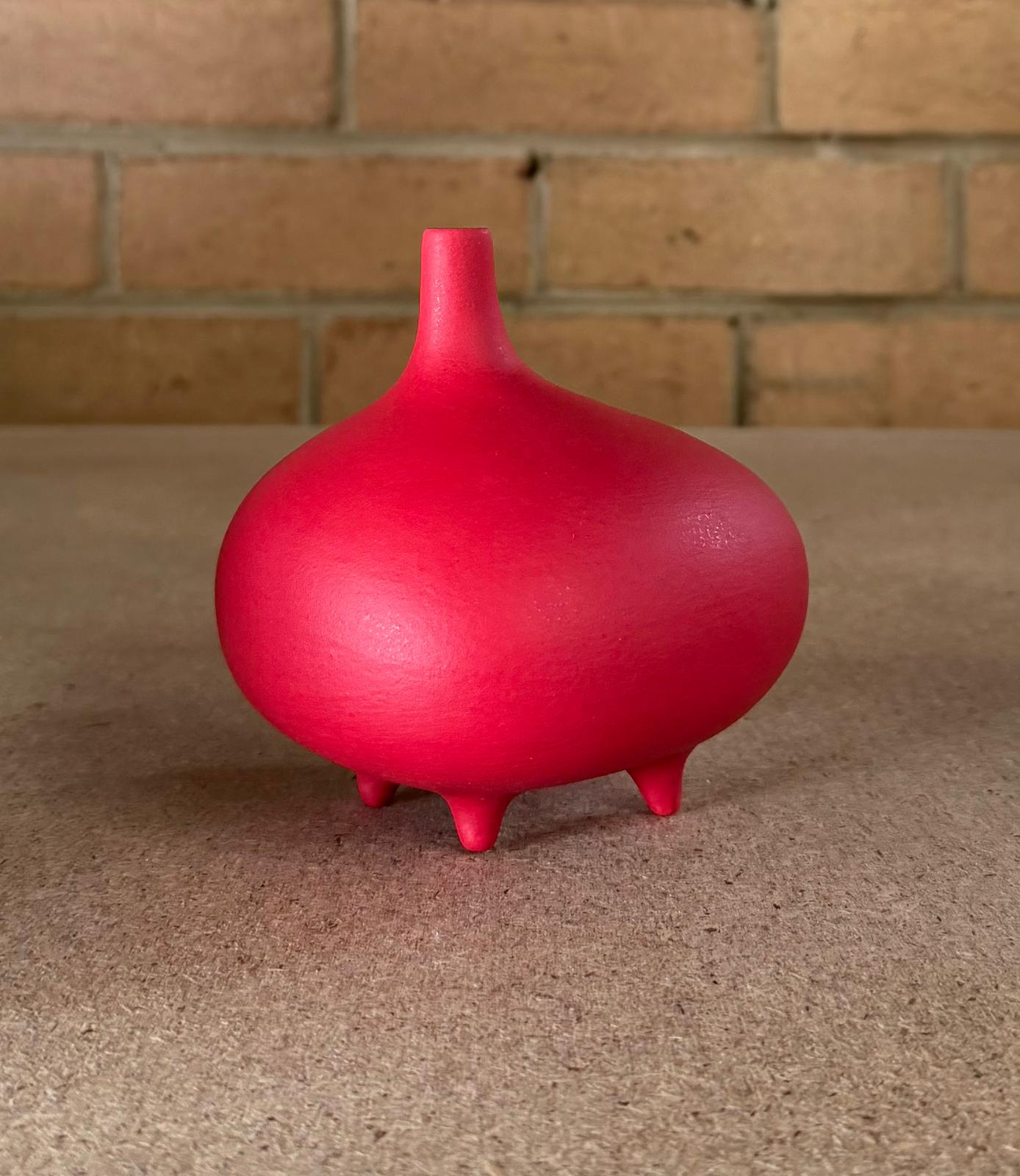 Binter Vase by Buzzby &amp; Fang
