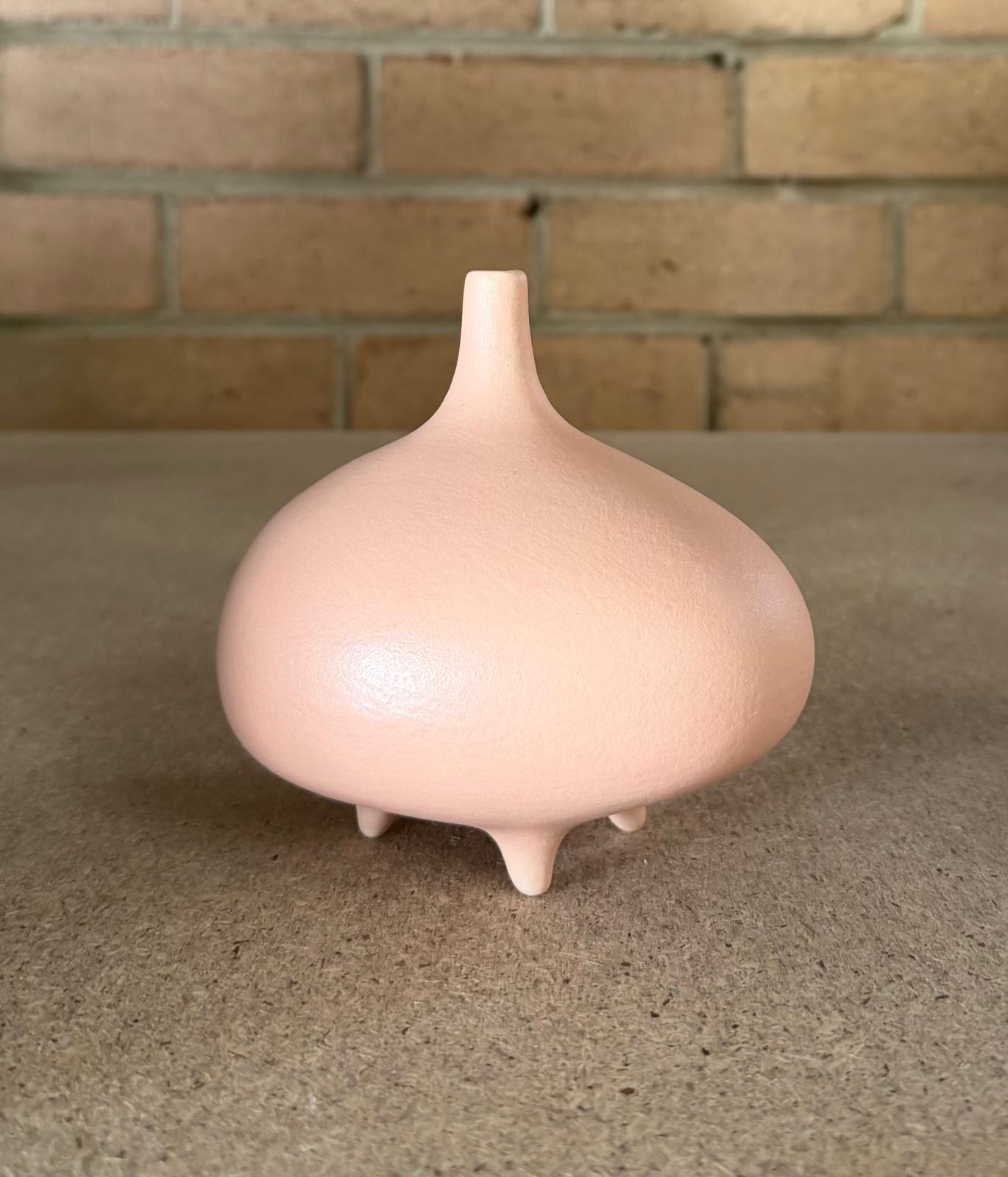 Binter Vase by Buzzby &amp; Fang