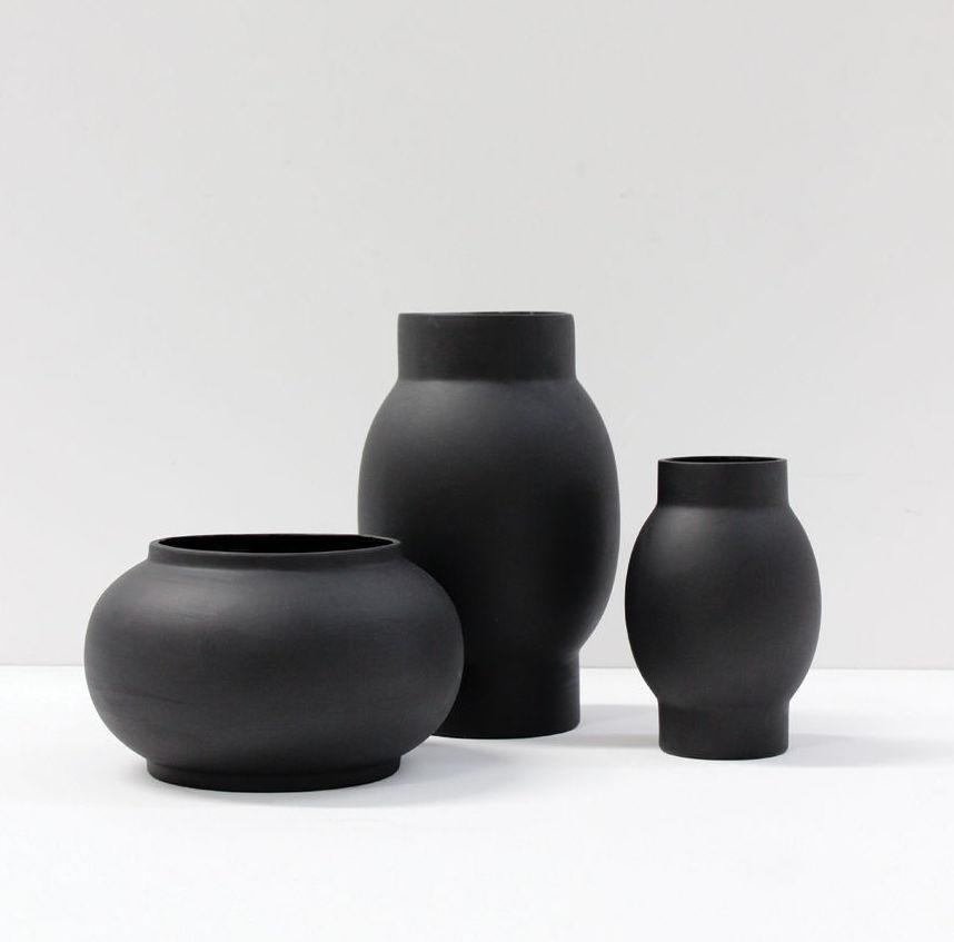 Black Arena Vase by Papaya - THE PLANT SOCIETY
