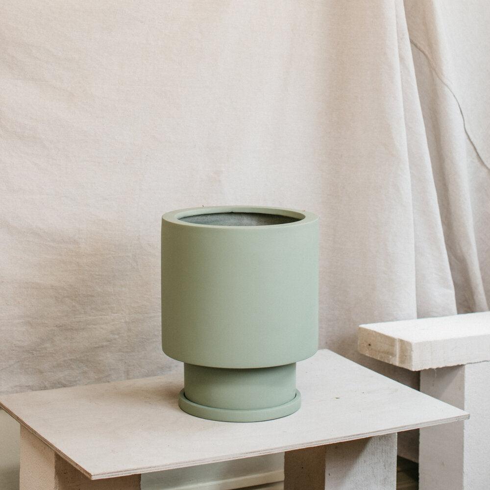 Low Tower Planter by The Plant Society x Capra Designs- Totem Collection - - THE PLANT SOCIETY